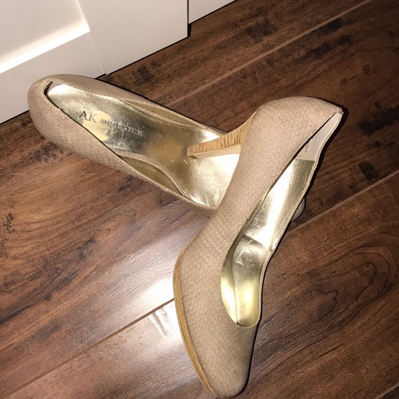 Anne Klein Heels - Picture 3 of 6
